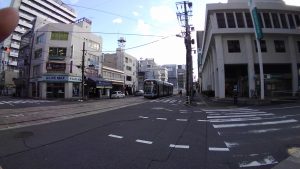 駅前を散策したけど広島って市電が走っているだ。