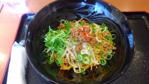 翠香の汁なし担々麺