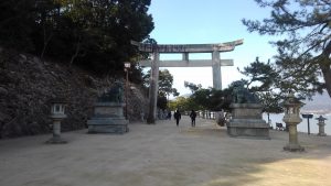 厳島神社の入り口