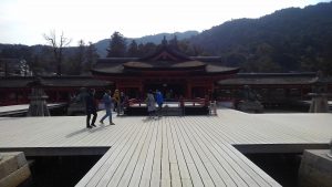 厳島神社