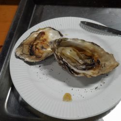 ポン酢で牡蛎を食す