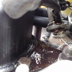 ガソリンが駄々漏れのHS6