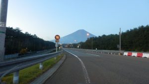 河口湖から見える富士山