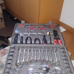 ミニの車載工具を追加購入した。 Amazon USから送ってもらった工具