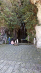 大谷石資料館の滝