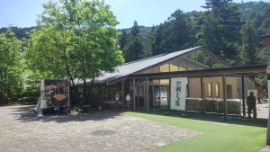 瀬音の湯の直売所