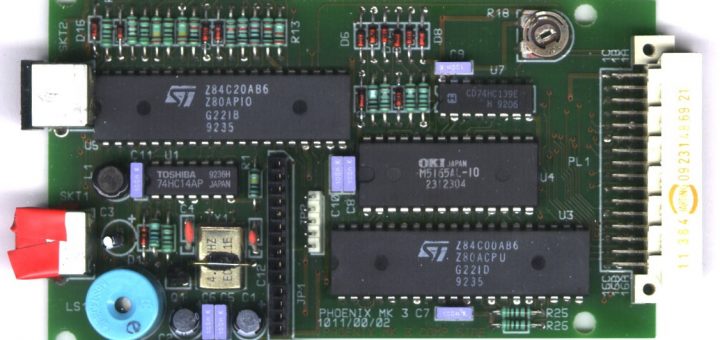ACR4もZ80が使われている。下のZ84C00AB6がZ80AのCPUだ。