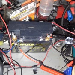 電圧表示する検電ドライバーを購入した。