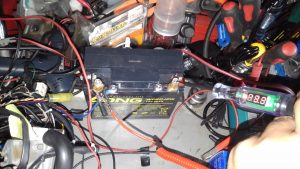 電圧表示する検電ドライバーを購入した。