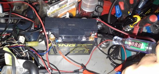 電圧表示する検電ドライバーを購入した。