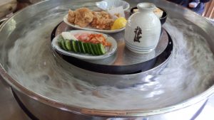 家族単位で、そうめんを流してくれる