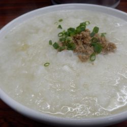 これが、蘿蔔湯麺（ダイコンタンメン）