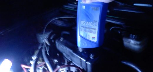 シェブロン20W-50を入れた。