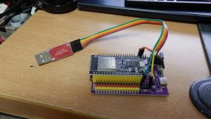 今回のキーのWIFI内臓のワンチップマイコンのESP32
