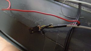 MEMSとの電圧調整のため、抵抗で対応する。