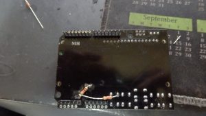 SPI MONITORの受けと同じように分圧の法則を使ってKEY部分の電圧を抵抗で丸めた