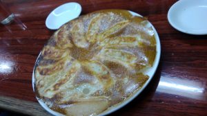 天山の羽根つき餃子