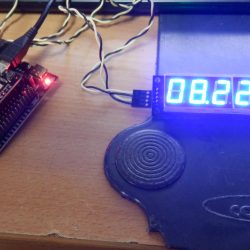 TM1367を使った７セグLEDで時計を作った