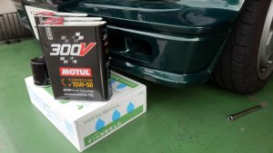 ERA TURBOはMotulの300Vを使っている