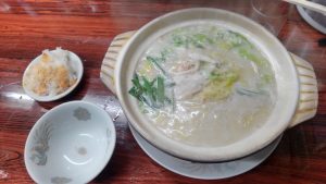 天山の砂鍋煨麺（サーコーウイメン）