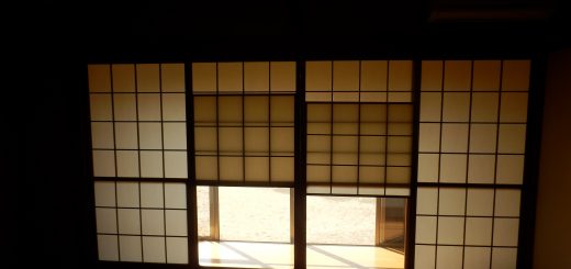 新しい人を迎えるに会って、障子が黄ばんでいるので張替をお願いする。