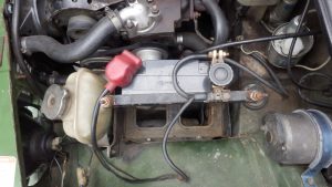 INNOCENTI120SLのオリジナルのバッテリ固定