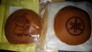 YAMAHAと浩子さんのどら焼き