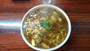 天山の酸辣湯麵