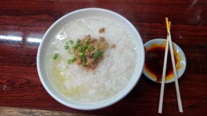 天山の蘿蔔湯麺（ダイコンタンメン）