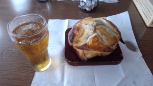 パイ包みのビーフシチュー（小）
