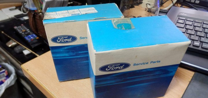 Fordカプリのサービスパーツ