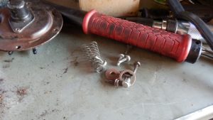 イギリスからLucasのネジセットを購入した