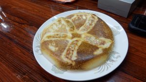 天山の羽根つき餃子