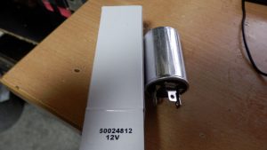 中華のP端子ウィンカーリレーを購入した