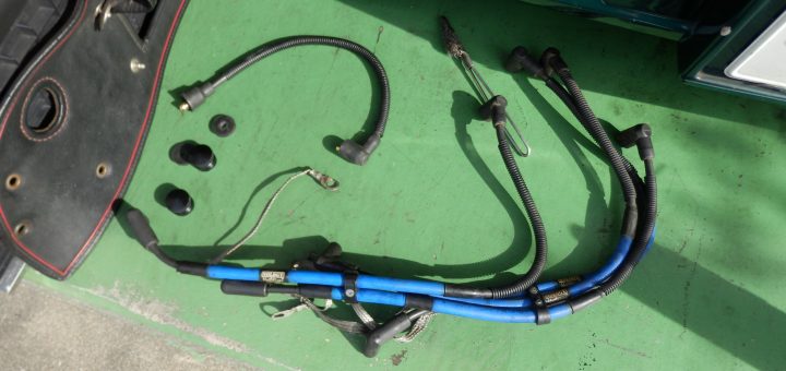 エンジンが掛からないHotwaireのプラグケーブル