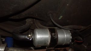 ネジを回して交換完了。