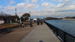 ベルニー公園の中をスタンプラリーの売店を探している所