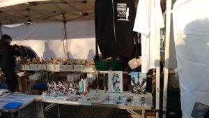 スタンプラリーの隣でBrick Dockの物販をやっていた