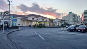 横須賀線の衣笠駅