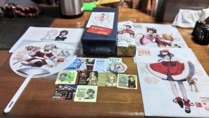 今回の戦利品。衣笠商店街のうちわが新作