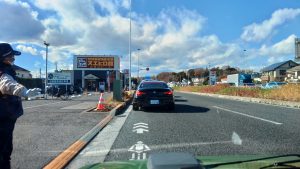 相変わらず角上は混んでいる