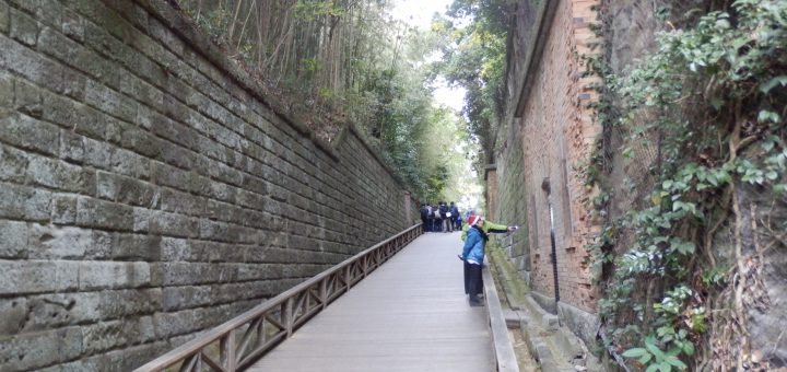 猿島で有名な通路