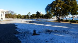 前日は雪で、至る所が凍っていた。ERA Turboで行くのは断念した。