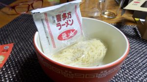 中身は、どんぶりと河京の喜多方ラーメン