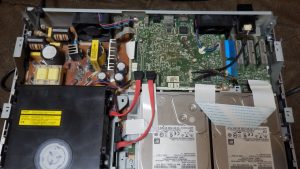 開けてみたら、右側のFANが回っていなかった