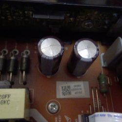 DBR-M490のつなぎでジャンクのD-M470を購入した 異音がするとのことだけど、定番のコンデンサーの容量抜けだった