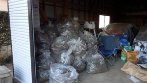 シャッターがちゃんと閉まるように、整理し直す