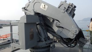 小型だけどごついクレーン