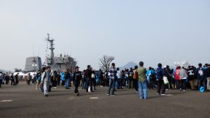 Morning艦娘音頭を待つ人たち