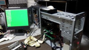 Windows98FEが立ち上がった。